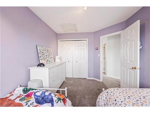 1026 Waterbury Crescent, Kingston, ON - Indoor Photo Showing Bedroom
