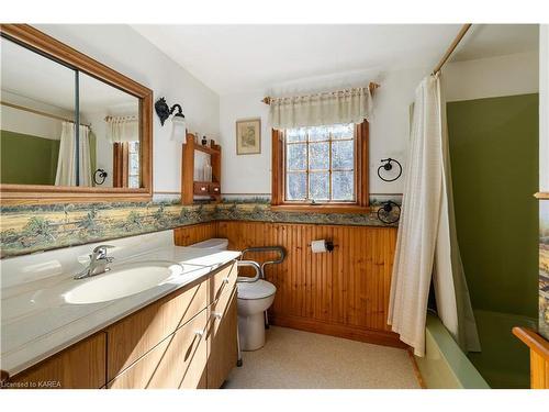 91 Barley Road, Belleville, ON - Indoor Photo Showing Bathroom