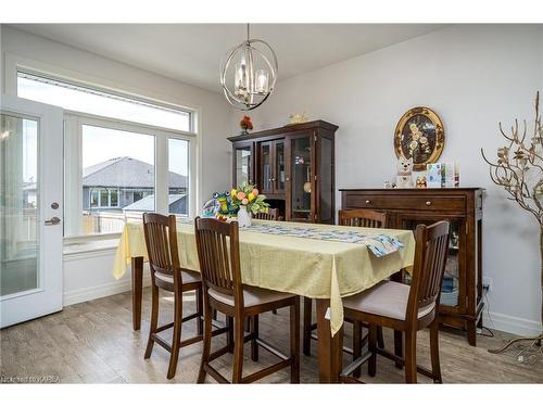 10 Briarwood Crescent, Napanee, ON - Indoor Photo Showing Dining Room