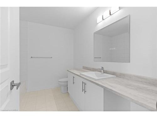908 Riverview Way, Kingston, ON - Indoor Photo Showing Bathroom