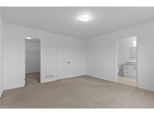 908 Riverview Way, Kingston, ON - Indoor Photo Showing Other Room