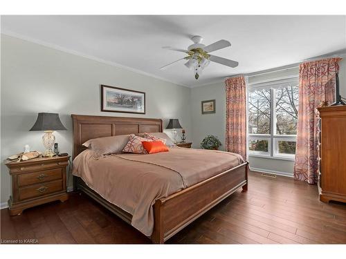 202 Alwington Place, Kingston, ON - Indoor Photo Showing Bedroom