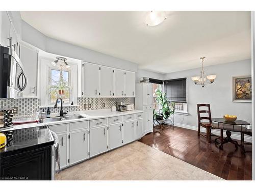 101 Carleton Street, Kingston, ON - Indoor Photo Showing Kitchen With Double Sink