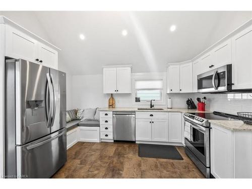 164 Arthur Street, Gananoque, ON - Indoor Photo Showing Kitchen With Stainless Steel Kitchen With Upgraded Kitchen