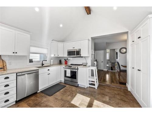 164 Arthur Street, Gananoque, ON - Indoor Photo Showing Kitchen With Stainless Steel Kitchen