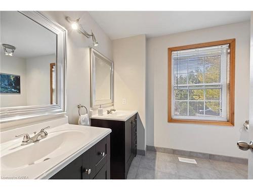 57 Faircrest Boulevard, Kingston, ON - Indoor Photo Showing Bathroom