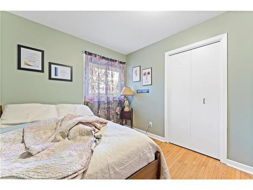 102 Wright Place, Greater Napanee, ON - Indoor Photo Showing Bedroom