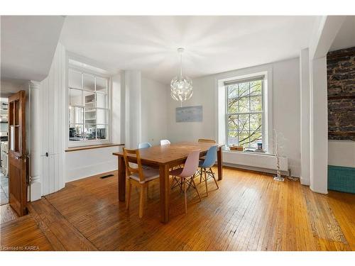 290 Sydenham Street, Kingston, ON - Indoor Photo Showing Dining Room