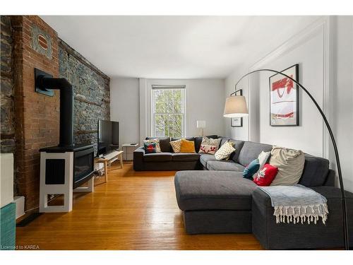 290 Sydenham Street, Kingston, ON - Indoor Photo Showing Living Room With Fireplace