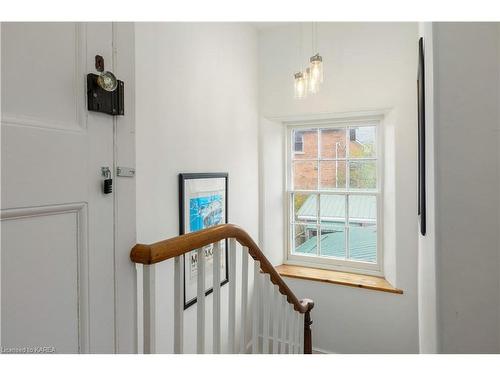 290 Sydenham Street, Kingston, ON - Indoor Photo Showing Other Room