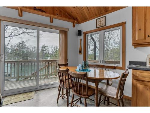 14 Downie Island, Lansdowne, ON - Indoor Photo Showing Dining Room