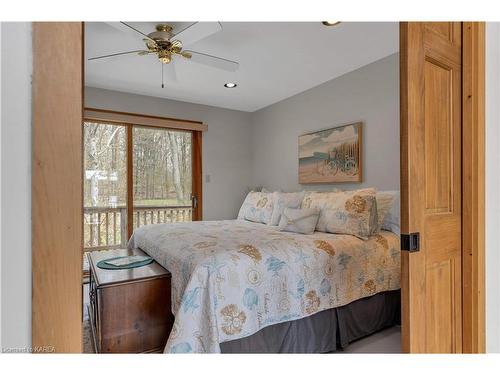 14 Downie Island, Lansdowne, ON - Indoor Photo Showing Bedroom