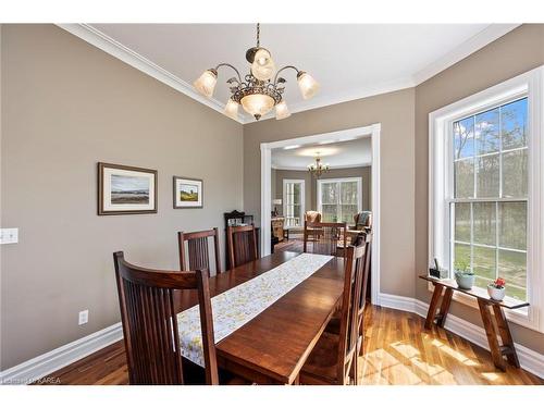 4607 Lower Round Lake Road, Frontenac, ON - Indoor Photo Showing Dining Room
