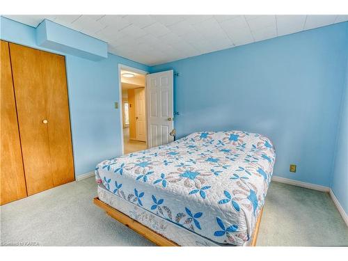 1 Newport Lane, Westport, ON - Indoor Photo Showing Bedroom