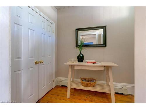 68 Livingston Avenue, Kingston, ON - Indoor Photo Showing Other Room