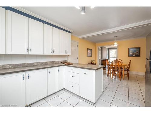 727 Aylmer Crescent, Kingston, ON - Indoor Photo Showing Kitchen