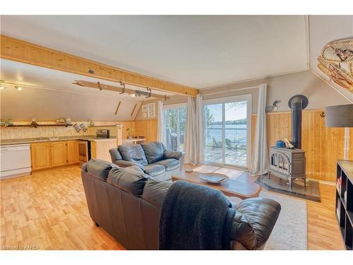 1062 Price Road, Arden, ON - Indoor Photo Showing Living Room