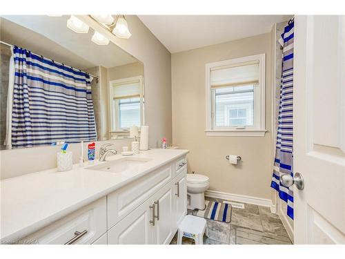 1345 Demers Avenue, Kingston, ON - Indoor Photo Showing Bathroom
