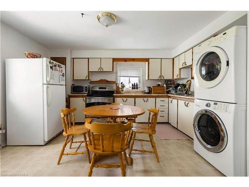 130 James Street, Kingston, ON - Indoor Photo Showing Laundry Room