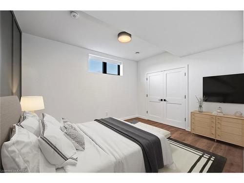 953 County Road 7, Napanee, ON - Indoor Photo Showing Bedroom