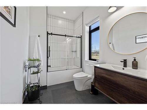 953 County Road 7, Napanee, ON - Indoor Photo Showing Bathroom