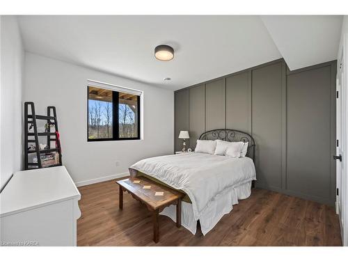 953 County Road 7, Napanee, ON - Indoor Photo Showing Bedroom