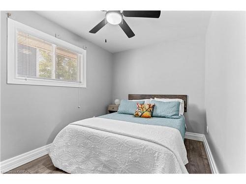 1664 Code Street, Kingston, ON - Indoor Photo Showing Bedroom