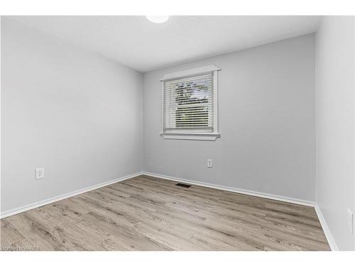 1664 Code Street, Kingston, ON - Indoor Photo Showing Other Room