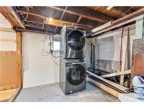 208 Concession Street, Kingston, ON - Indoor Photo Showing Laundry Room