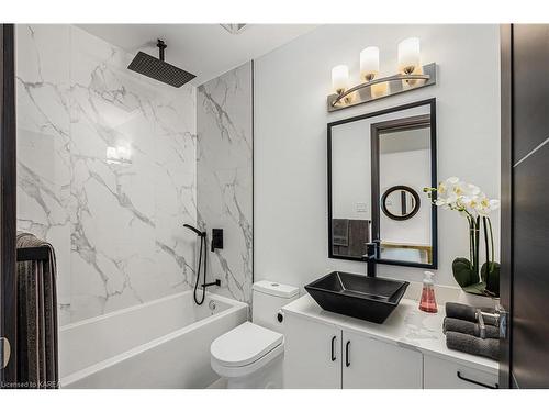 521-150 Marketplace Avenue, Ottawa, ON - Indoor Photo Showing Bathroom