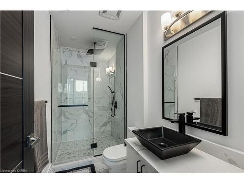 1614-150 Marketplace Avenue, Ottawa, ON - Indoor Photo Showing Bathroom