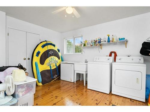 70 Dugan'S Lane, Wolfe Island, ON - Indoor Photo Showing Laundry Room
