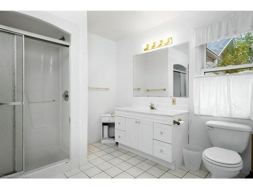 70 Dugan'S Lane, Wolfe Island, ON - Indoor Photo Showing Bathroom