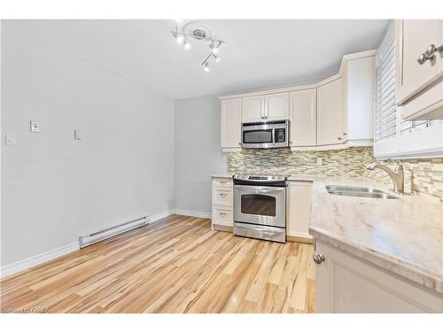 409 Regent Street, Kingston, ON - Indoor Photo Showing Kitchen With Double Sink