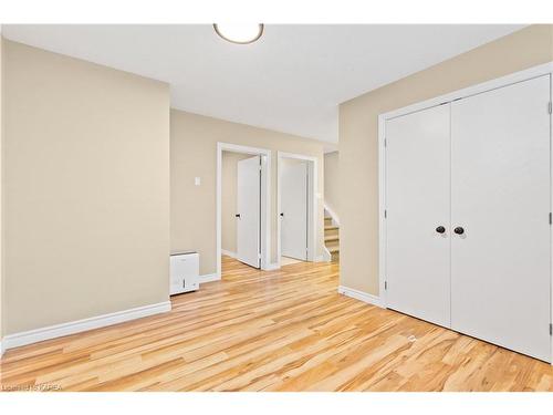 409 Regent Street, Kingston, ON - Indoor Photo Showing Other Room