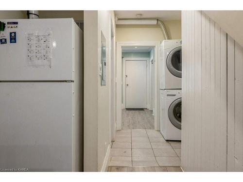 442-444 Frontenac Street, Kingston, ON - Indoor Photo Showing Laundry Room