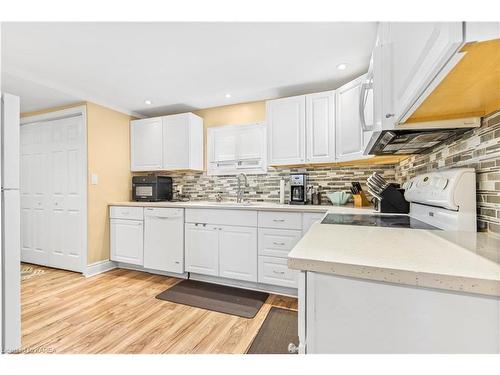 23 Jenkins Street, Kingston, ON - Indoor Photo Showing Kitchen