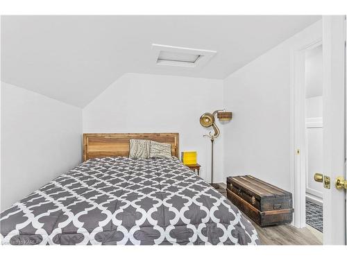 23 Jenkins Street, Kingston, ON - Indoor Photo Showing Bedroom