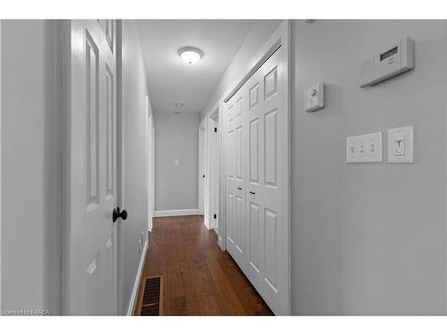5243 Dundon Drive, Kingston, ON - Indoor Photo Showing Other Room