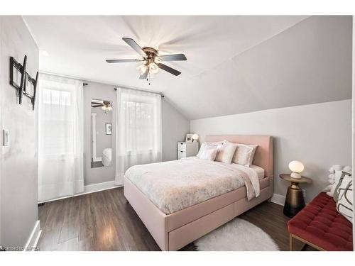 259 Charles Street N, Gananoque, ON - Indoor Photo Showing Bedroom