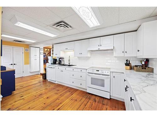 1128 Sparks Lane, South Frontenac, ON - Indoor Photo Showing Kitchen
