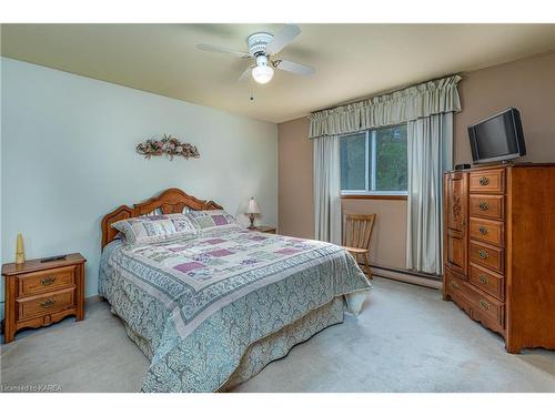 5 Narrows Lane Rd Lane, Mallorytown, ON - Indoor Photo Showing Bedroom