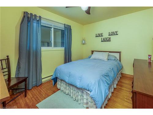 5 Narrows Lane Rd Lane, Mallorytown, ON - Indoor Photo Showing Bedroom