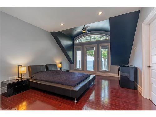 1618 St. Lawrence Avenue, Kingston, ON - Indoor Photo Showing Bedroom