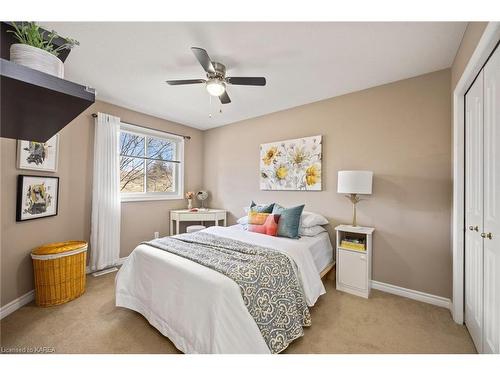 2070 Balantrae Circle, Kingston, ON - Indoor Photo Showing Bedroom