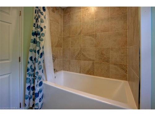 13198 Road 38, Sharbot Lake, ON - Indoor Photo Showing Bathroom