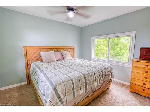 13198 Road 38, Sharbot Lake, ON - Indoor Photo Showing Bedroom