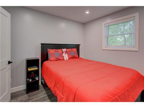 22 Sarah Street, Napanee, ON - Indoor Photo Showing Bedroom