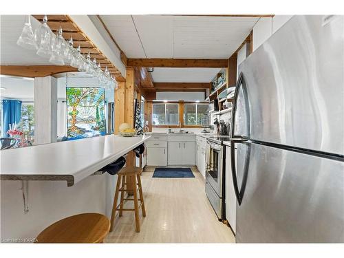 15 Sturtivans Lane, Gananoque, ON - Indoor Photo Showing Kitchen