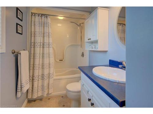 201 Colebrook Road, Yarker, ON - Indoor Photo Showing Bathroom